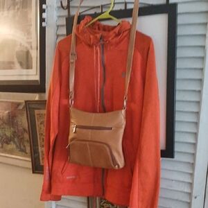Vintage America Tan Shoulder Bag